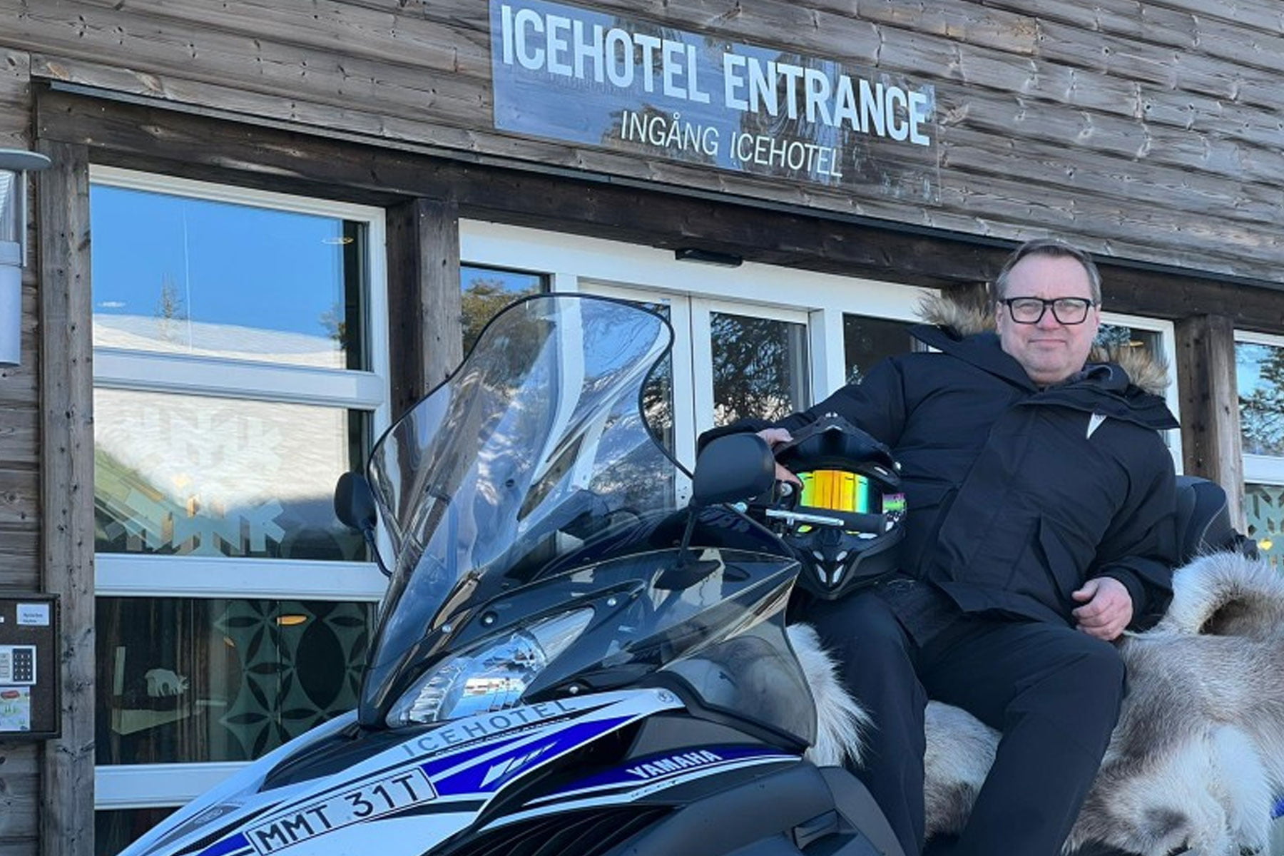 Du visar för närvarande Huvudverket följer upp sina hjältar. Välkommen Claus Hartmann Hotellchef på ICEHOTEL.